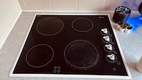 Worn Decor and Appliances