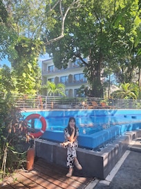 Una de las 2 piscinas.