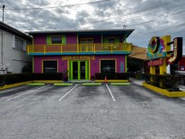 Great craft beer and live music every day! Very relaxing