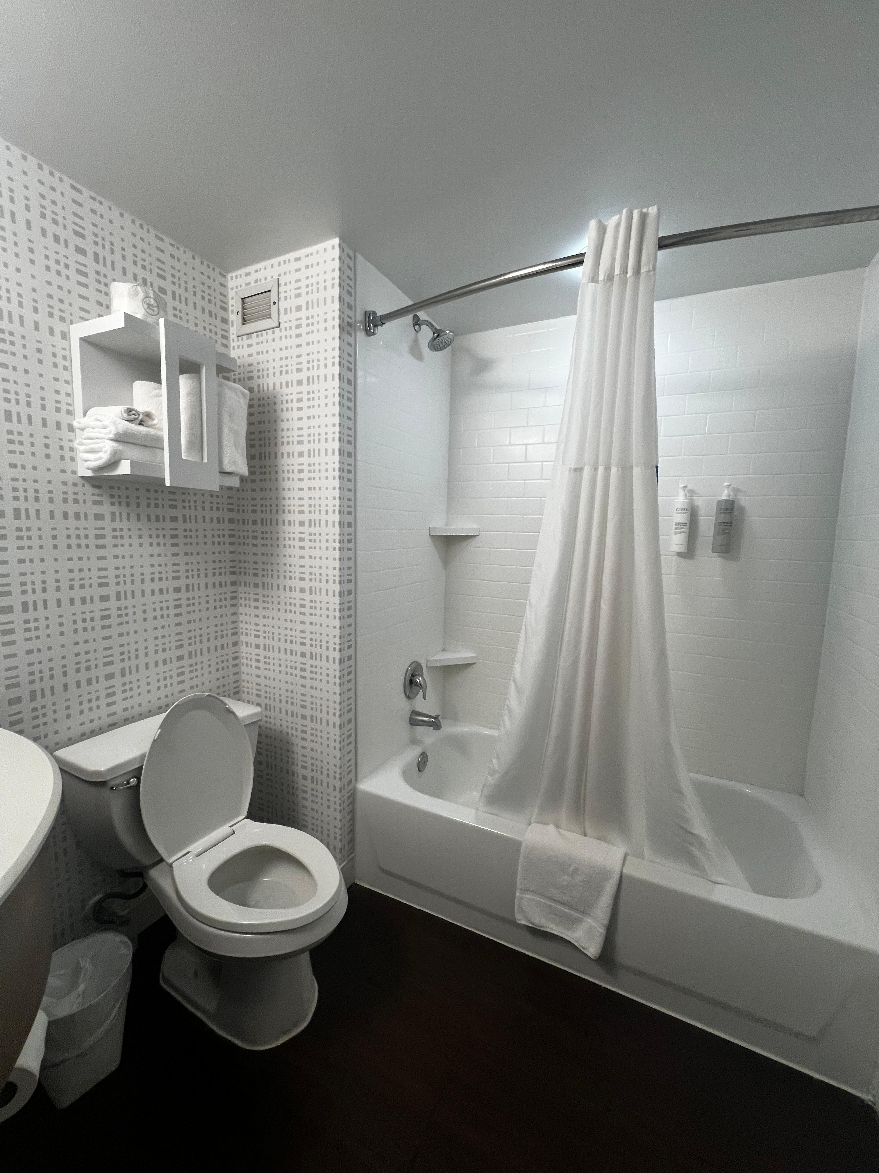 The condition and shampoo collection loved it 