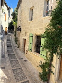 Rue devant