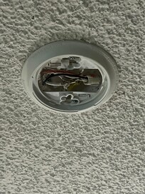 Missing smoke detector