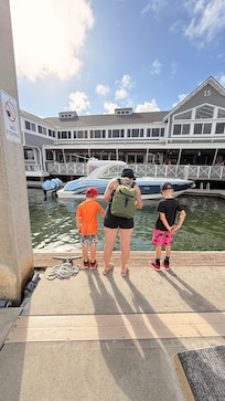 15th street fisheries restaurant