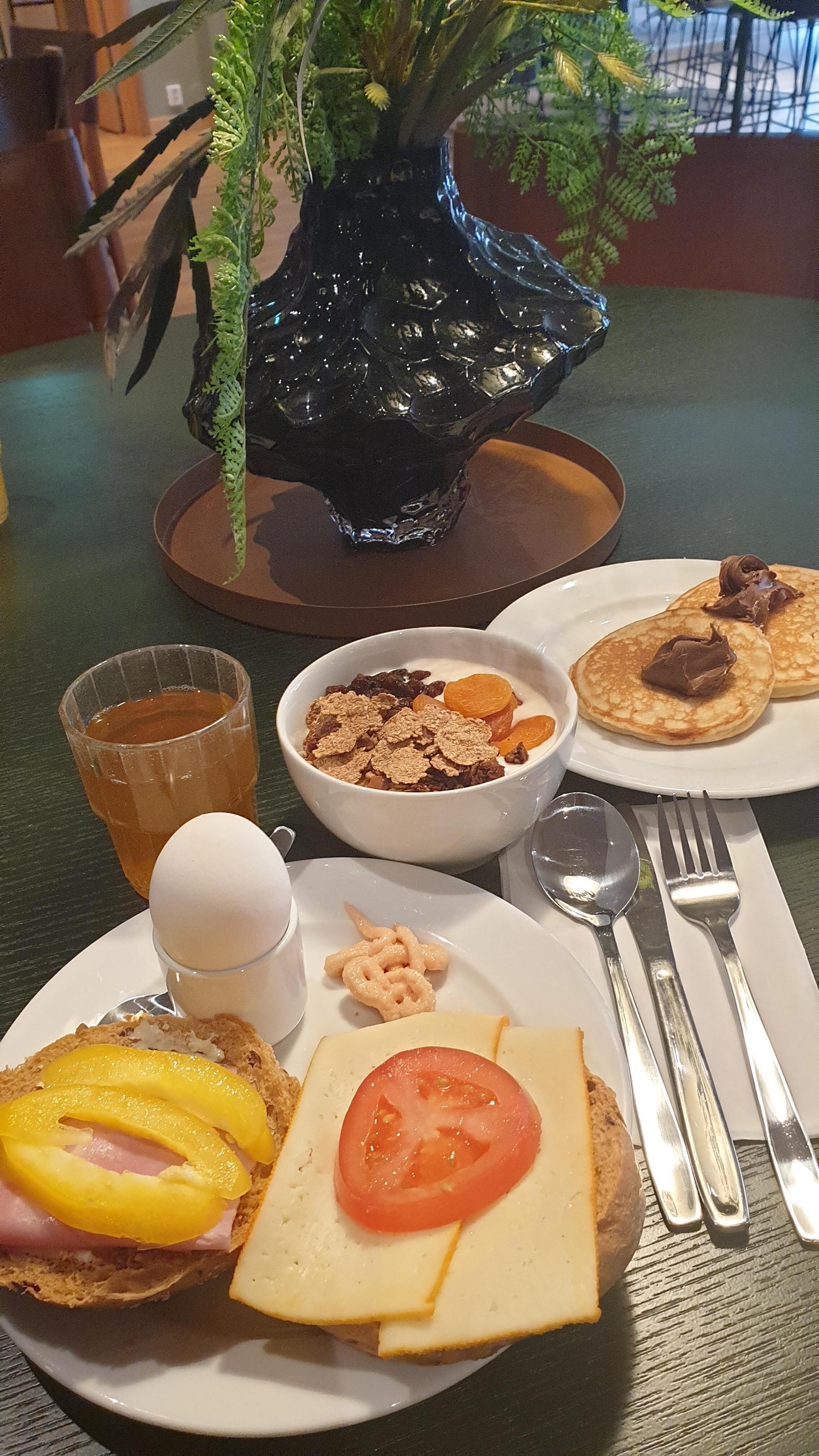 God frukost i en lugn miljö.