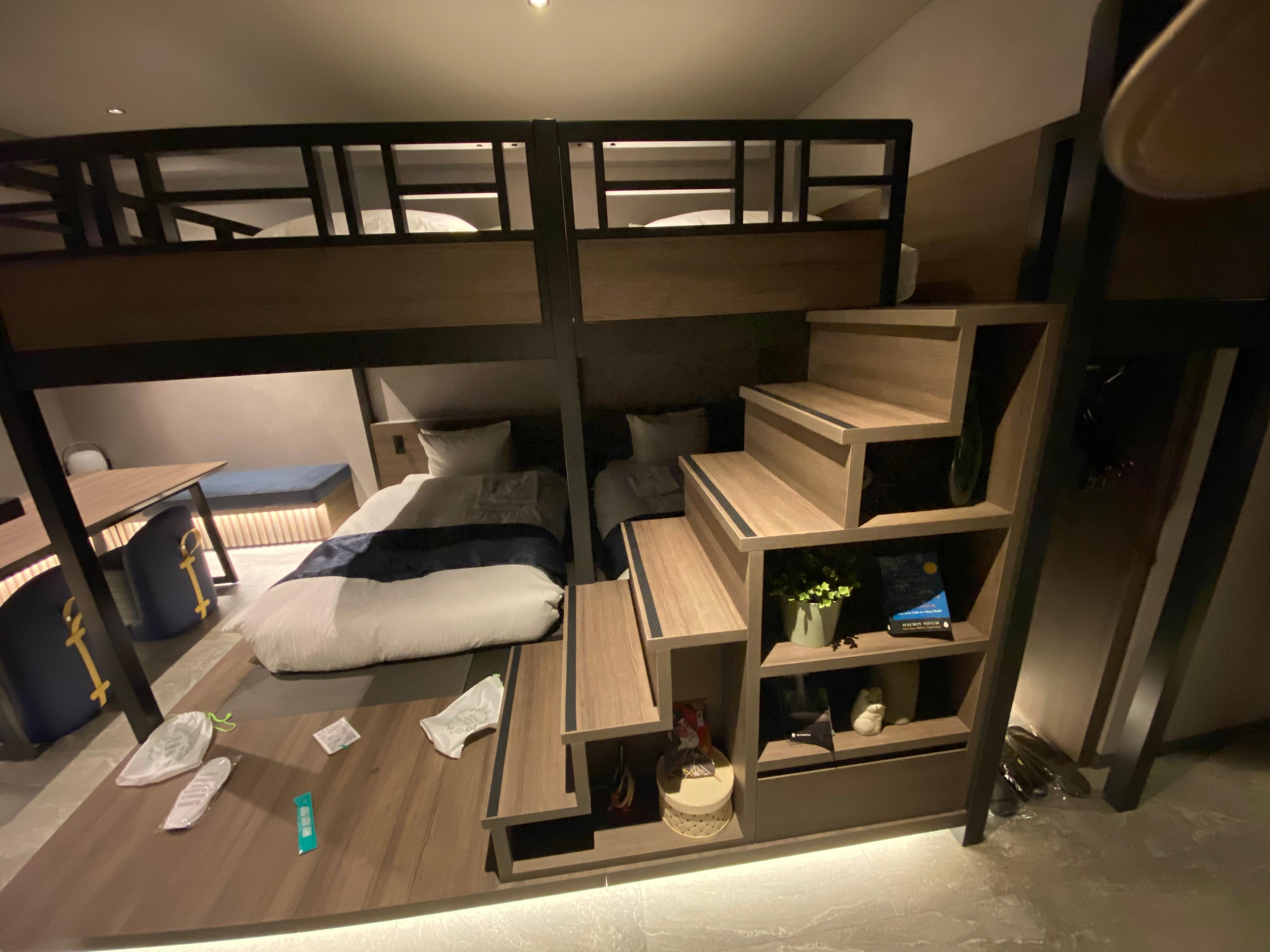 Beds up and down are large