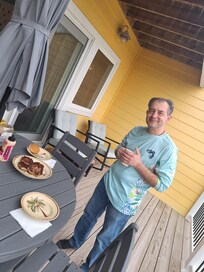 Great little table to eat on the balcony