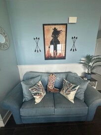 Blue Jean loveseat 😍
