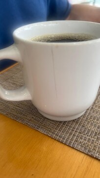 Coffee cups were cracked.