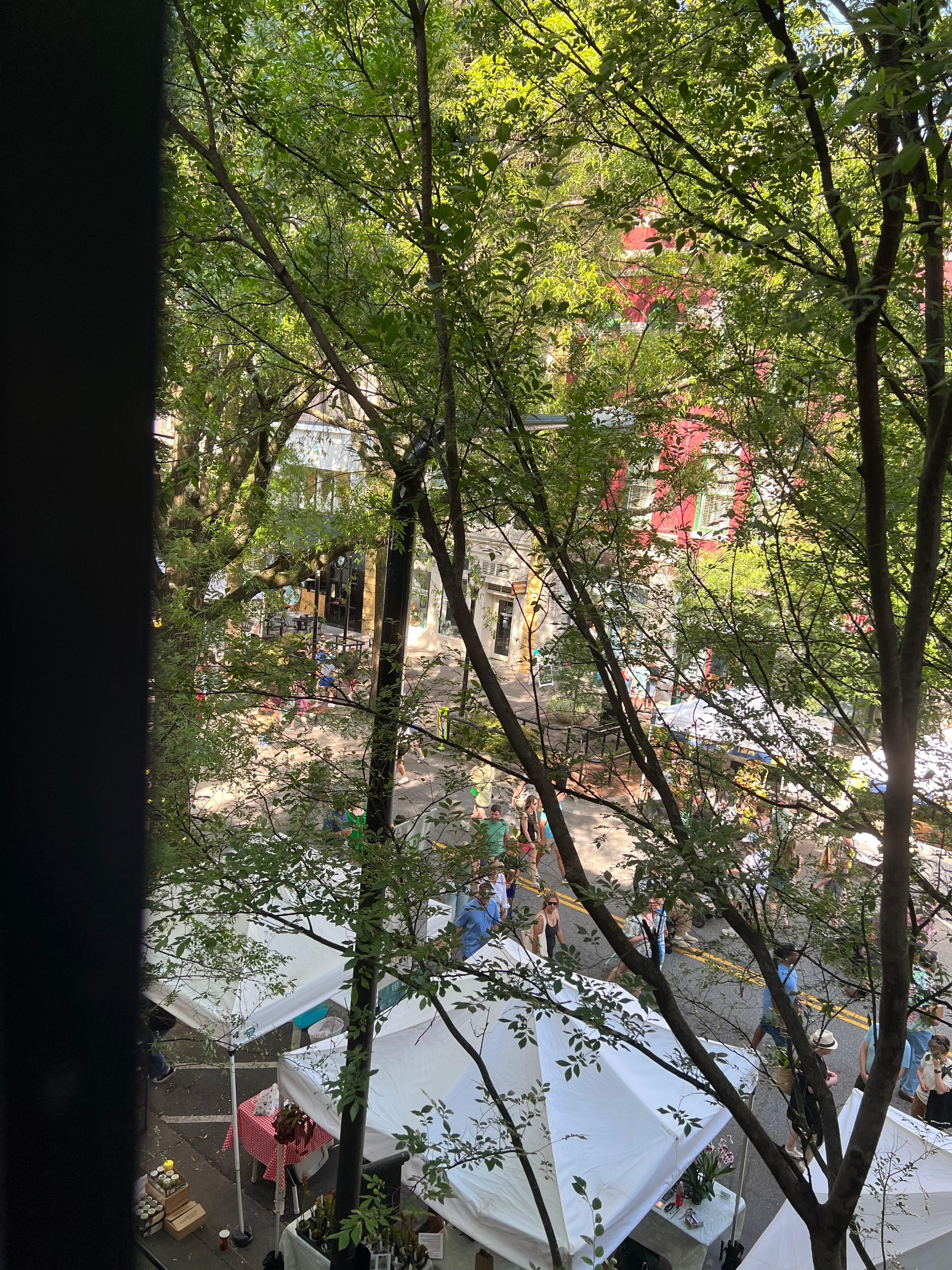 Saturday Farmer’s Market!