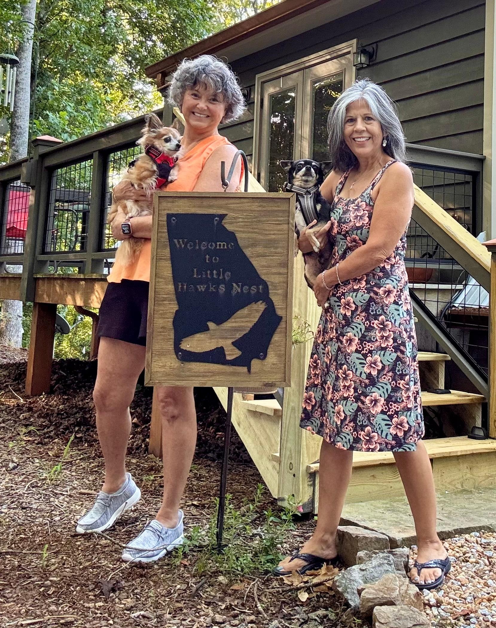 Great spot for friends from AL and FL to meet. 