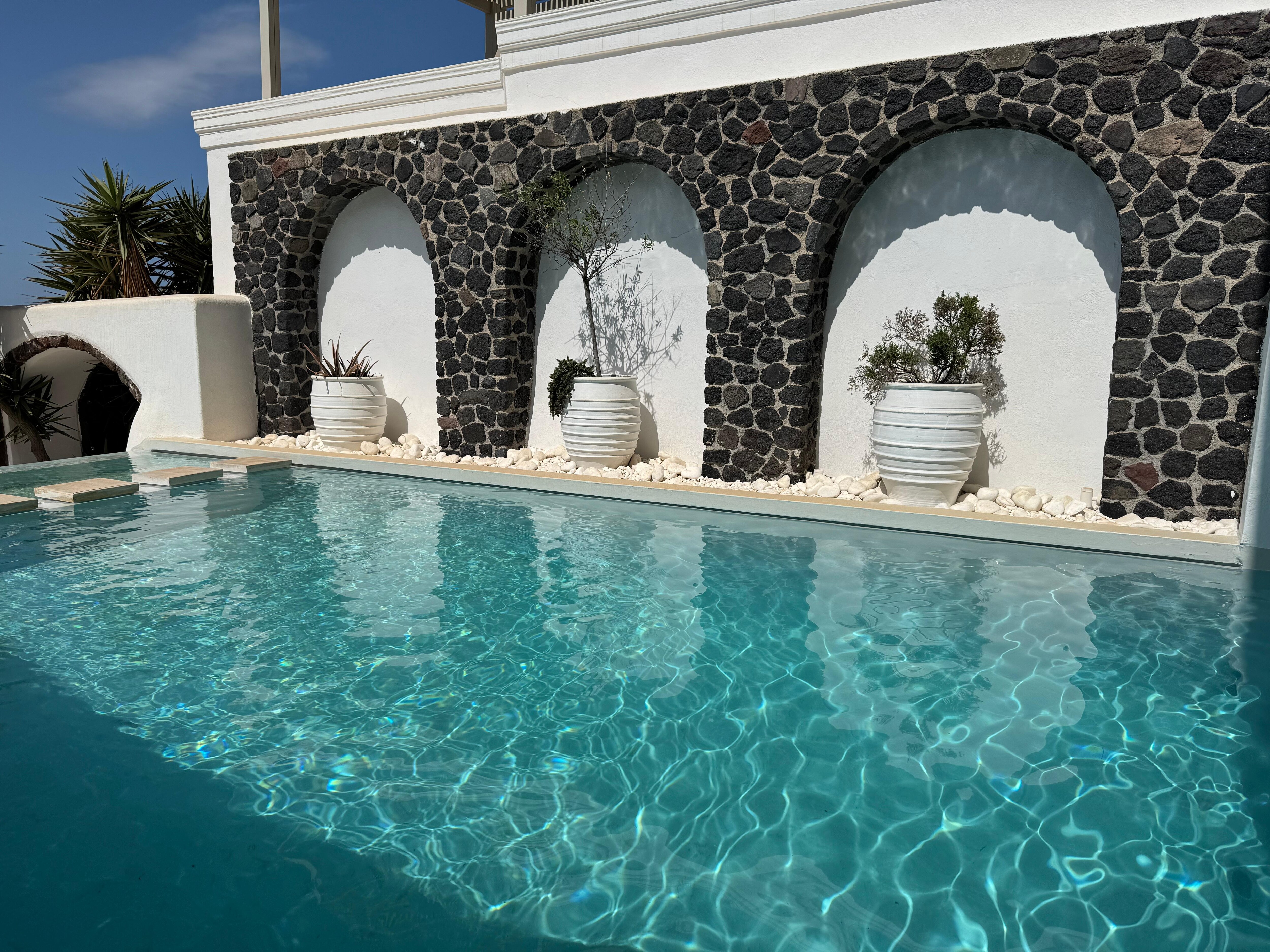 Breakfast by the pool