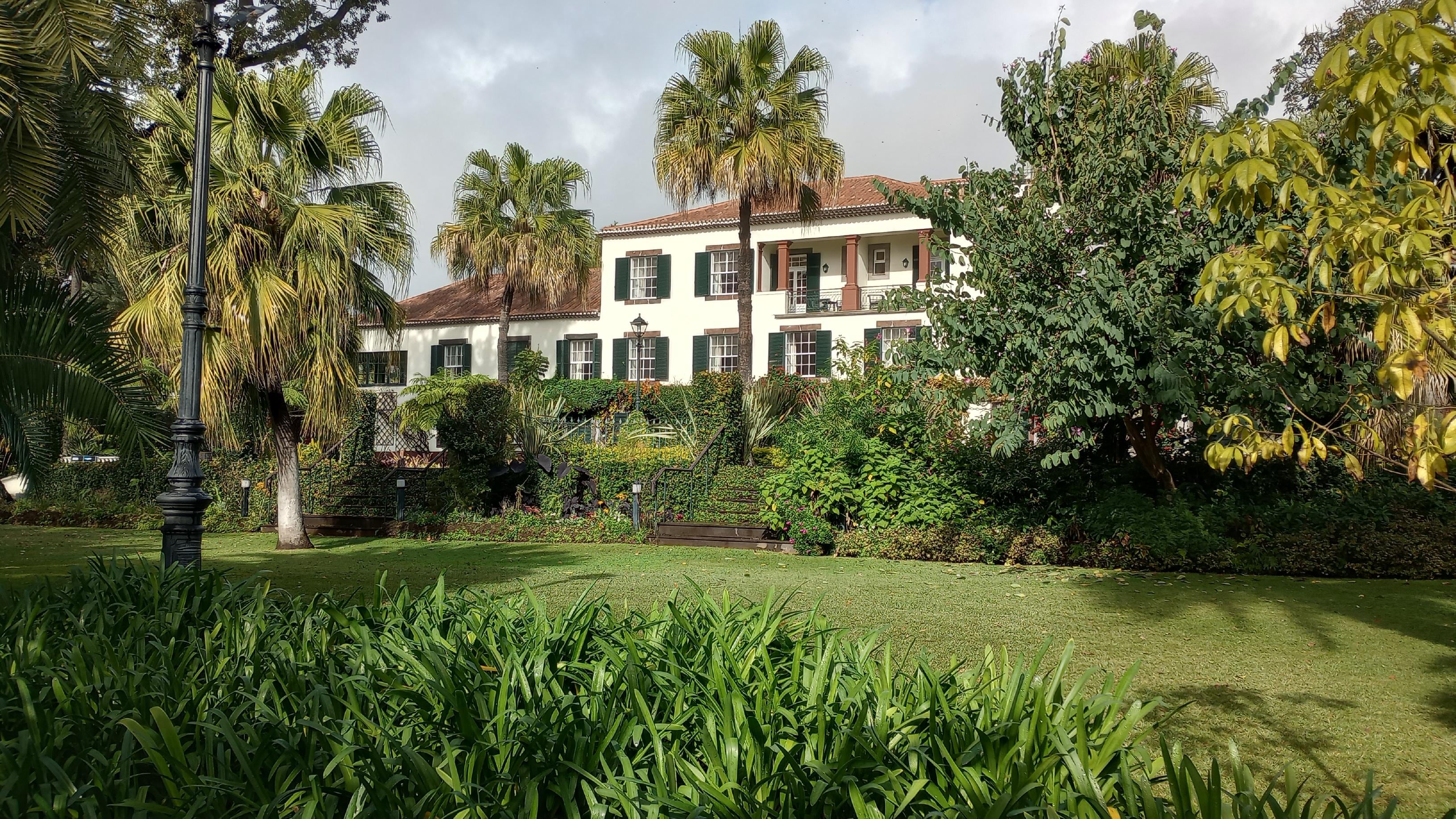 VIew of the quinta from the garden
