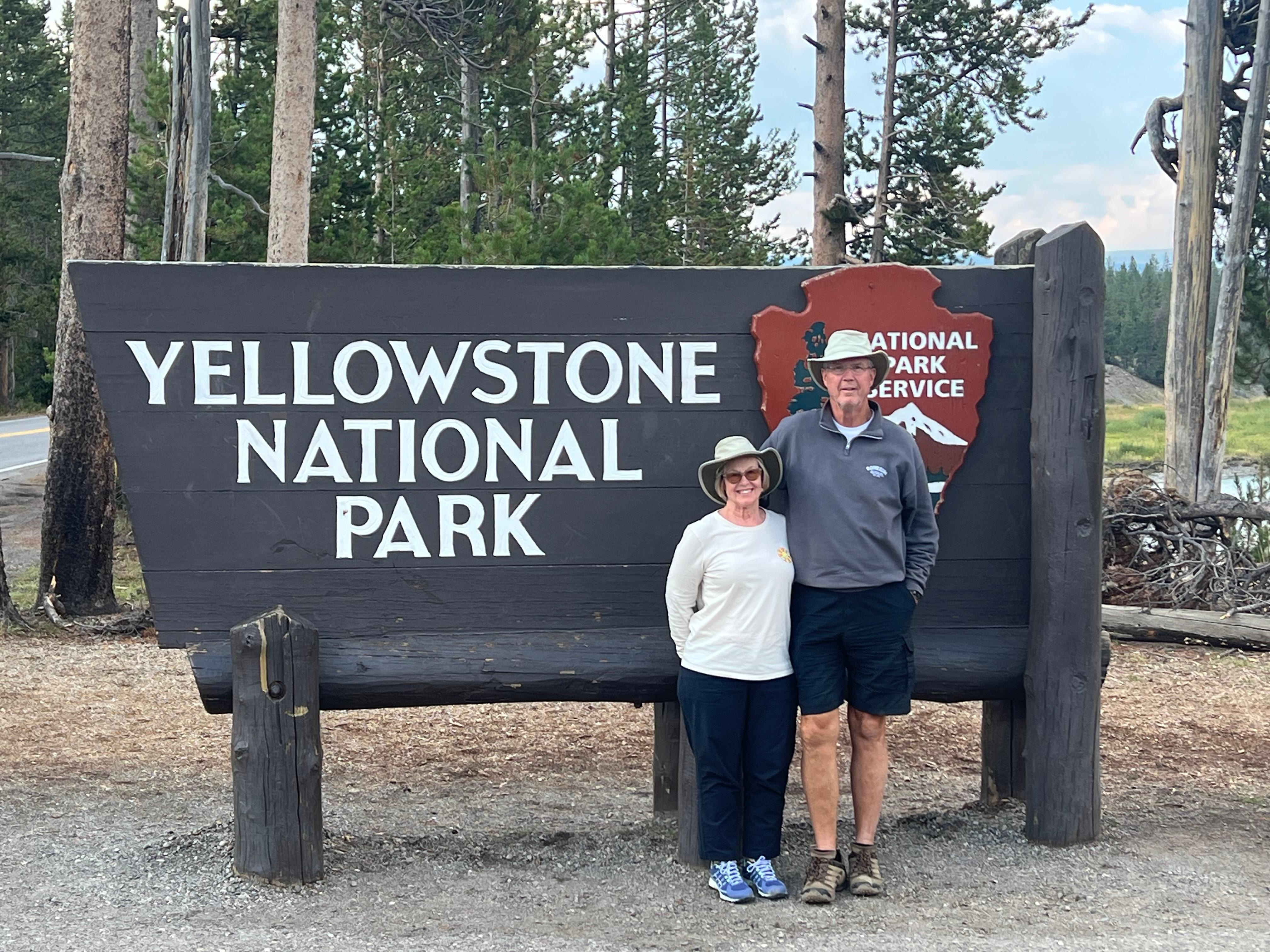 12 hour tour  of yellowstne