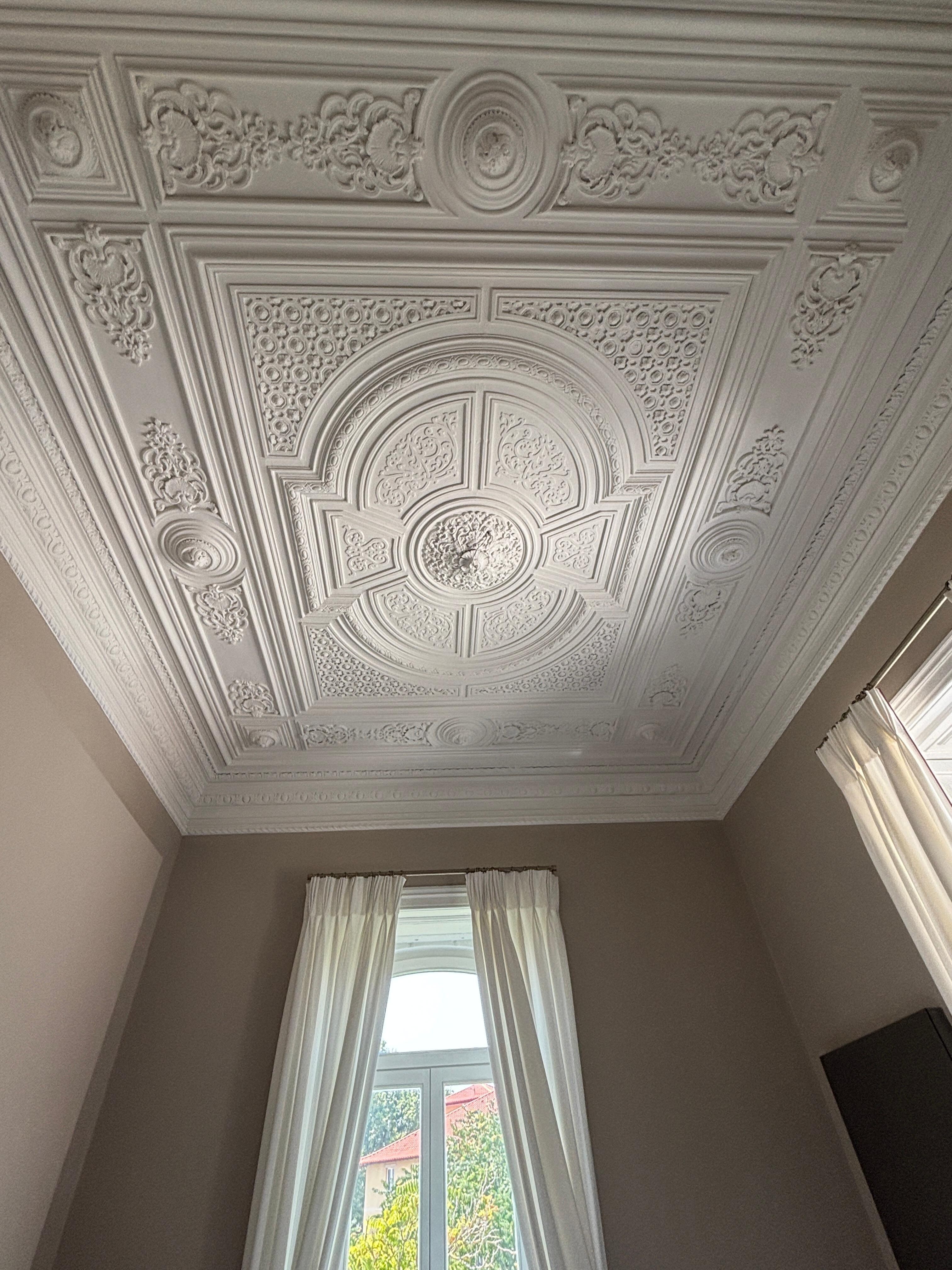 Ceiling of one of the rooms