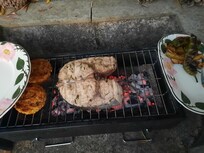 Unsere Empfehlung: Schwertfisch dick geschnitten und kurz gegrillt.