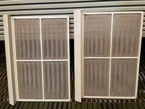 These are the filters. Can’t photograph the smell of cigarette smoke, but it is very strong.