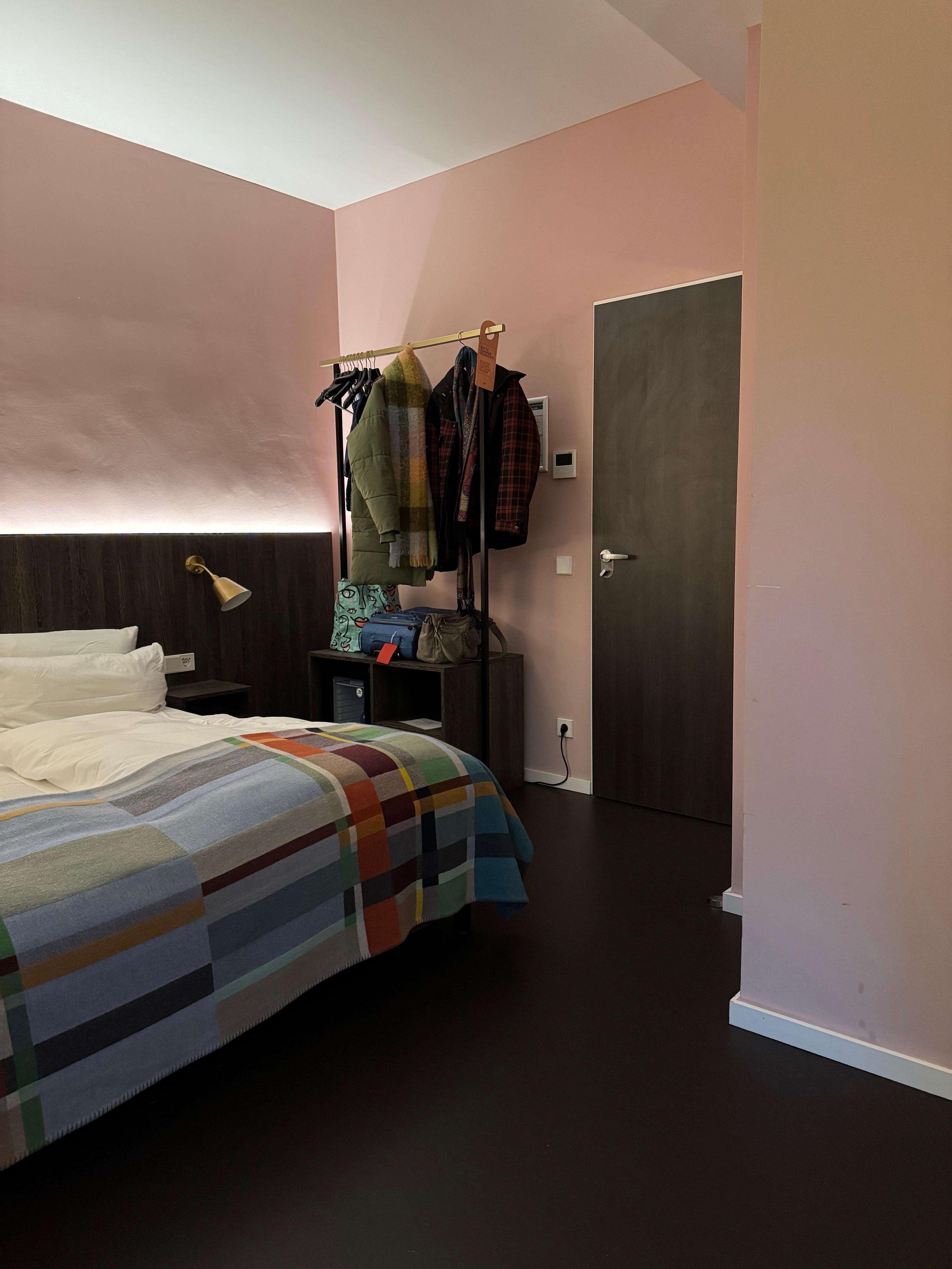 Geen kast om iets op te hangen