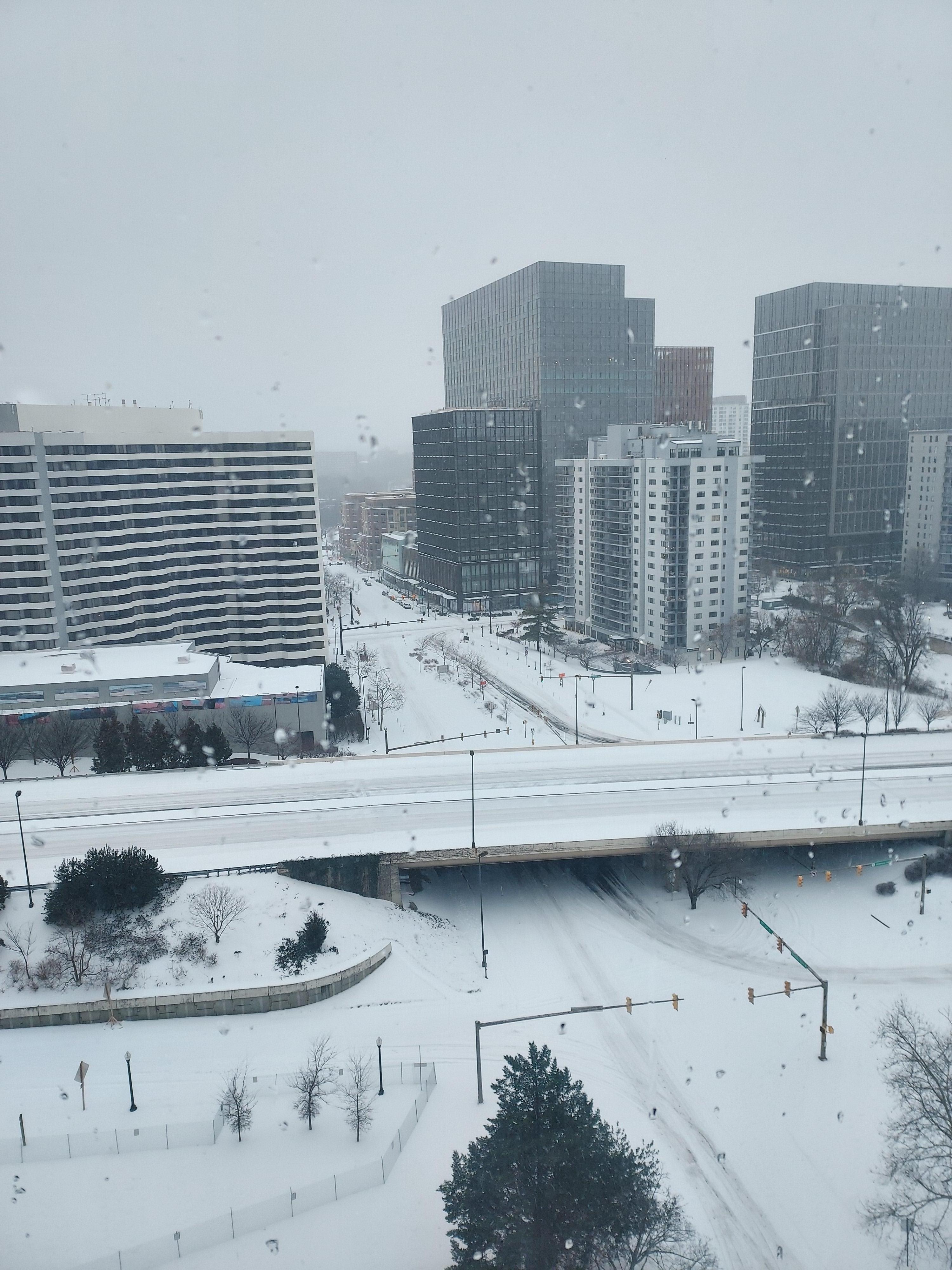 This was the 1st day of the storm.  My friends were scraping ice off their cars.  I was sipping tea.  I only drove 15 minutes from my home.