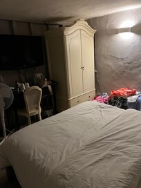 Our room Nugget.