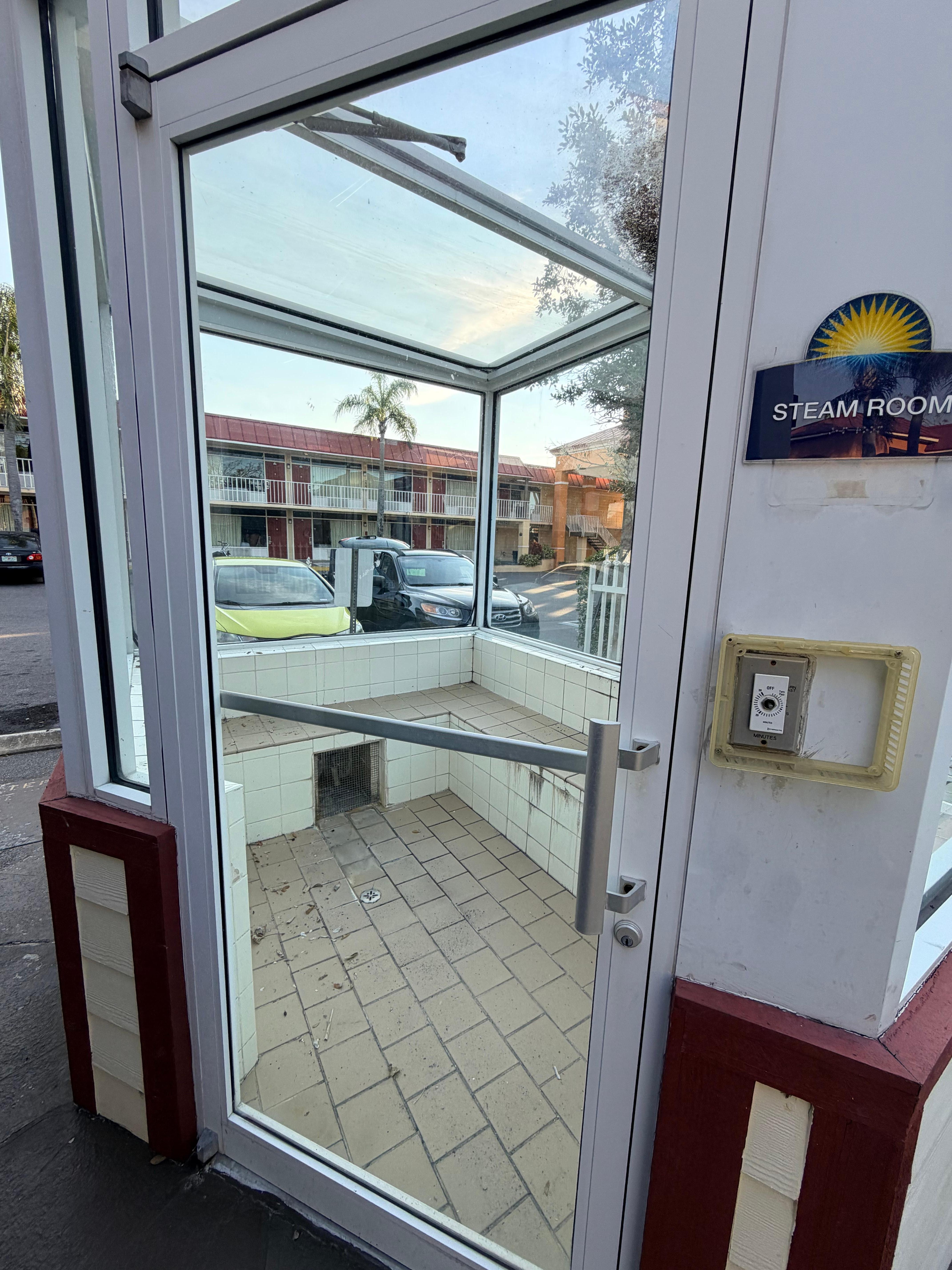 Broken steam room. Locked 