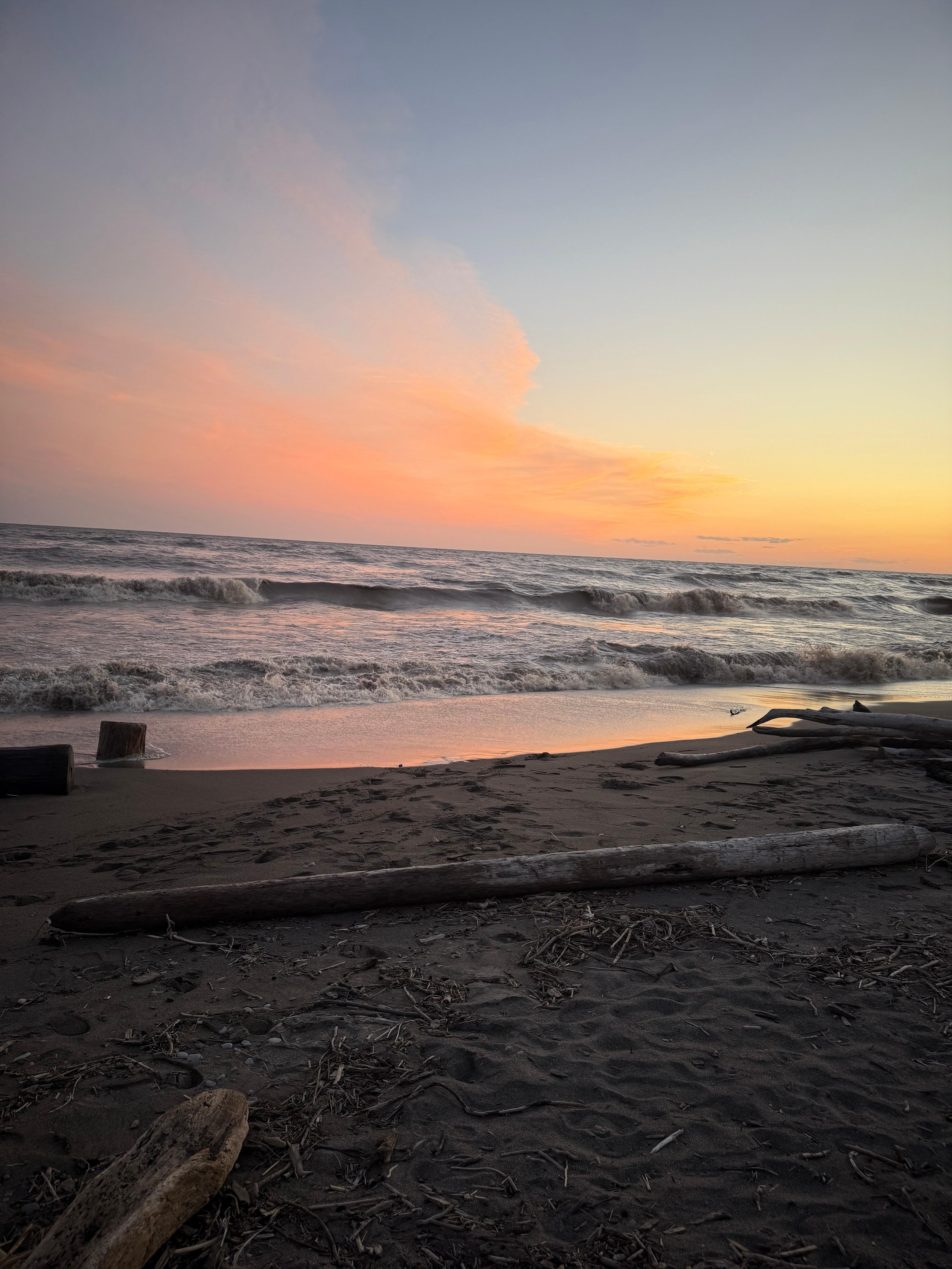 Beach 1 minute down the road