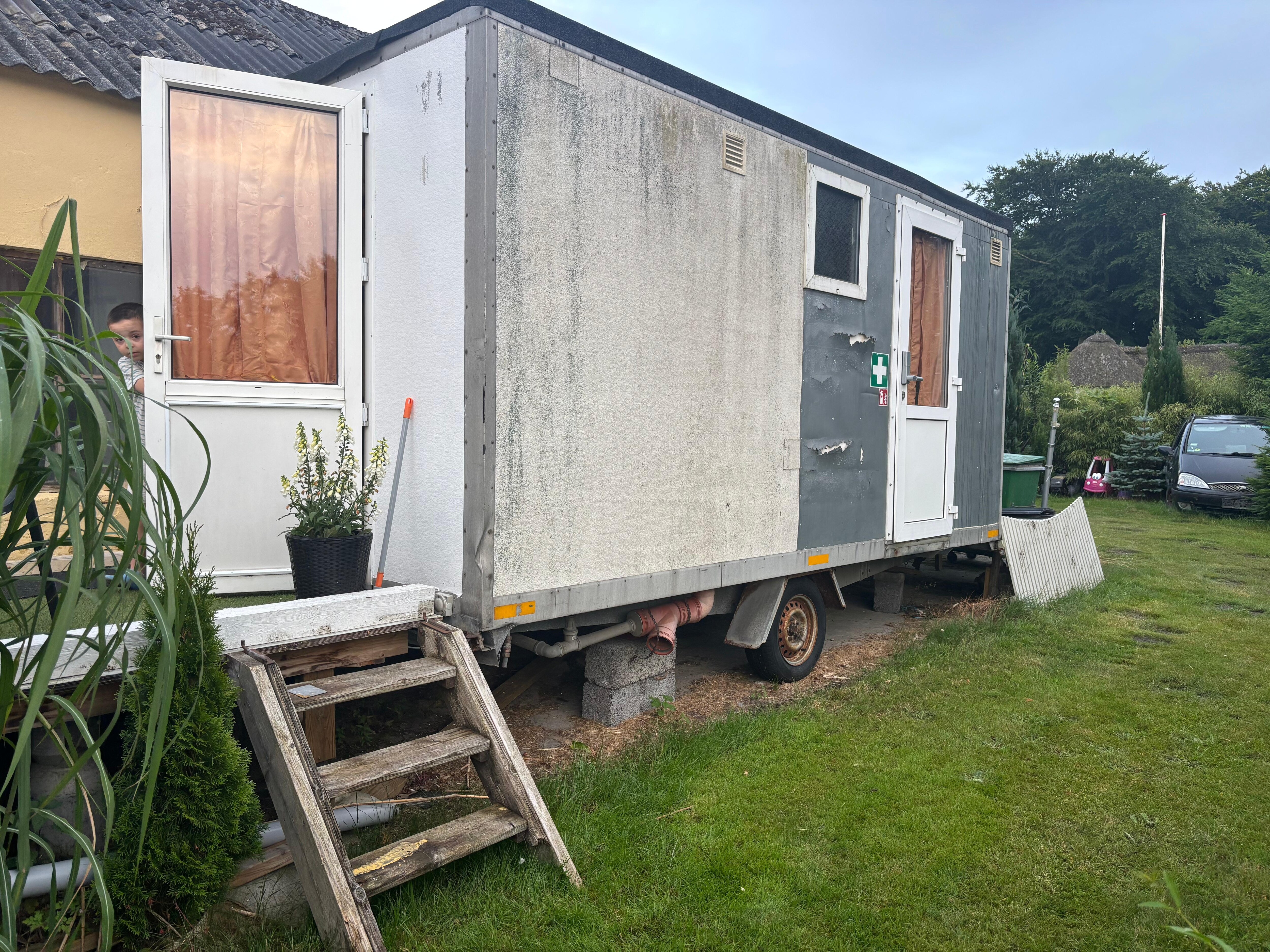 This was our hotel (on the wheels)
