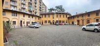 Hotel Courtyard with ample parking
