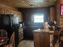 Nice kitchen but the microwave on the counter is nasty in the inside.