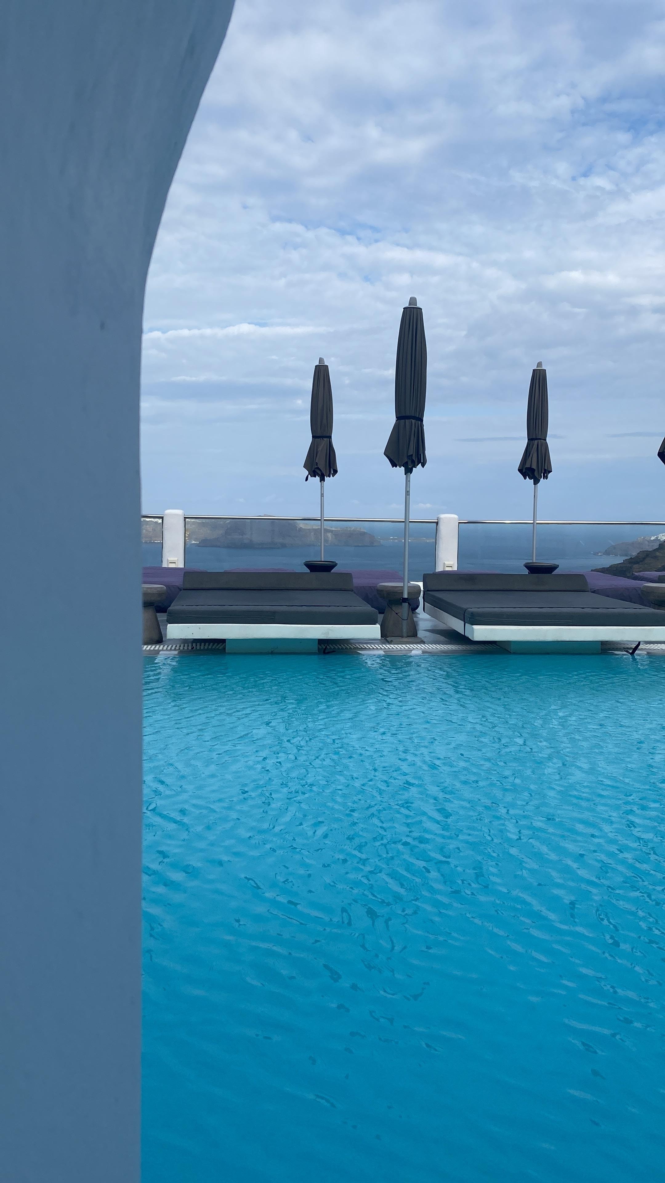 Vista do bar para piscina 