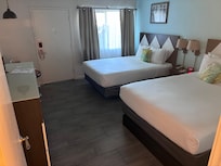 Comfortable double queen beds