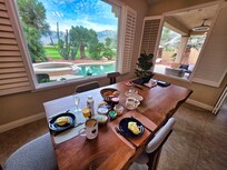 Schon zum Frühstück ein traumhafter Ausblick.