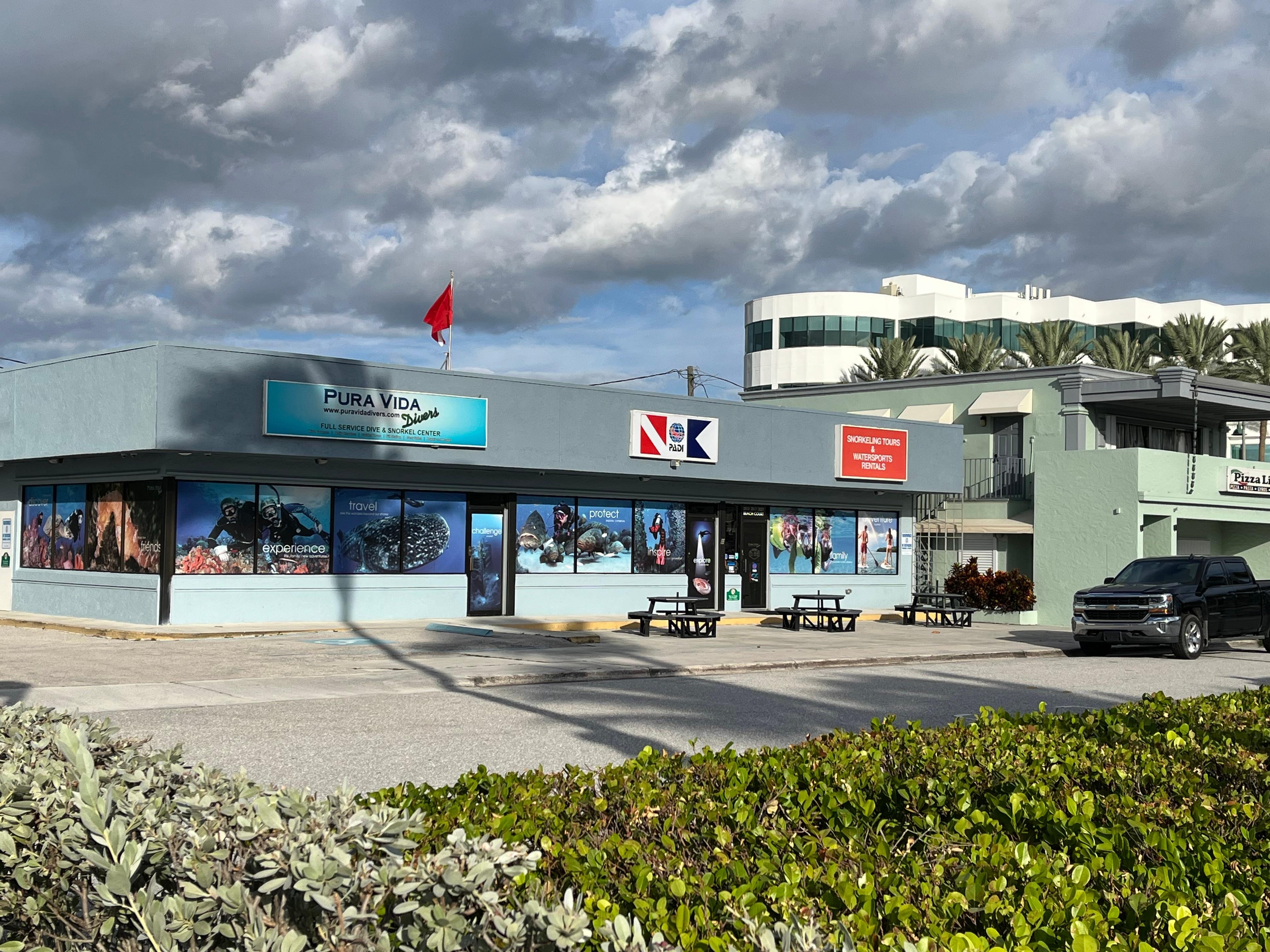 Pura Vida Divers
