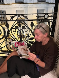 Trevlig liten fransk balkong att sitta o läsa på