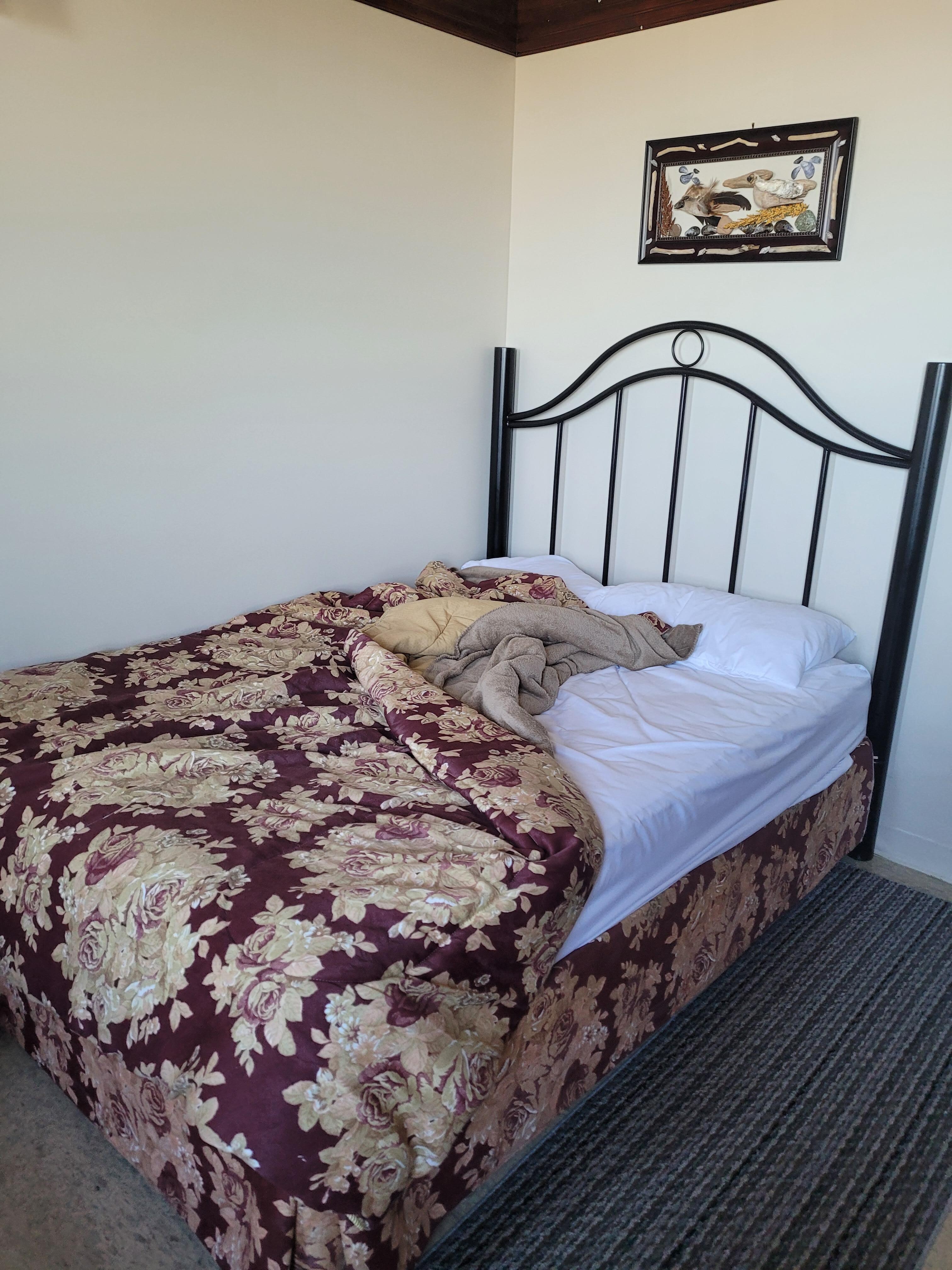 This is in the morning after we had slept in the bed. 