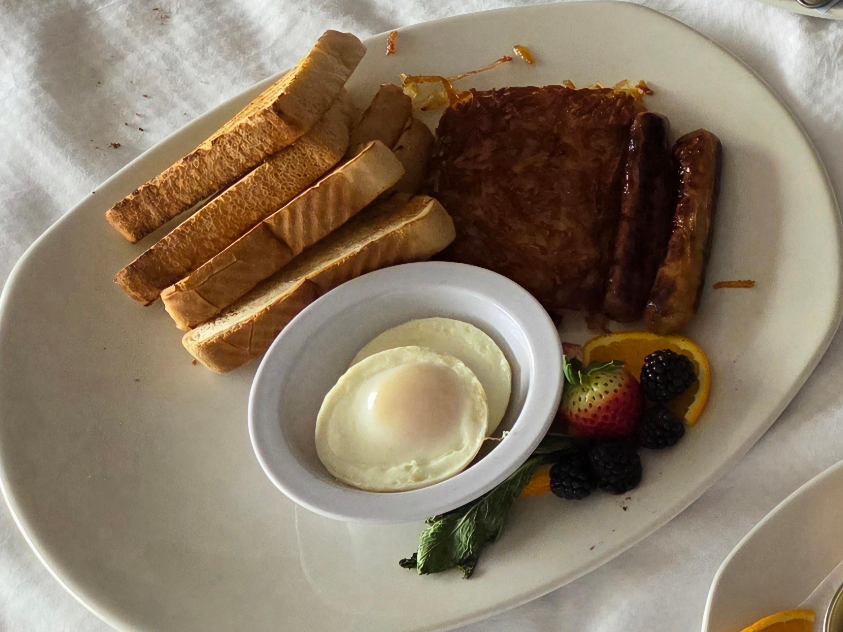 Wife's cold "Grand Breakfast" ... Where are her pancakes?