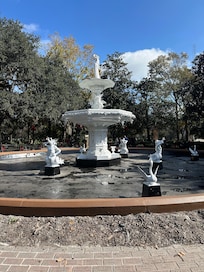 Forsyth Park fountain