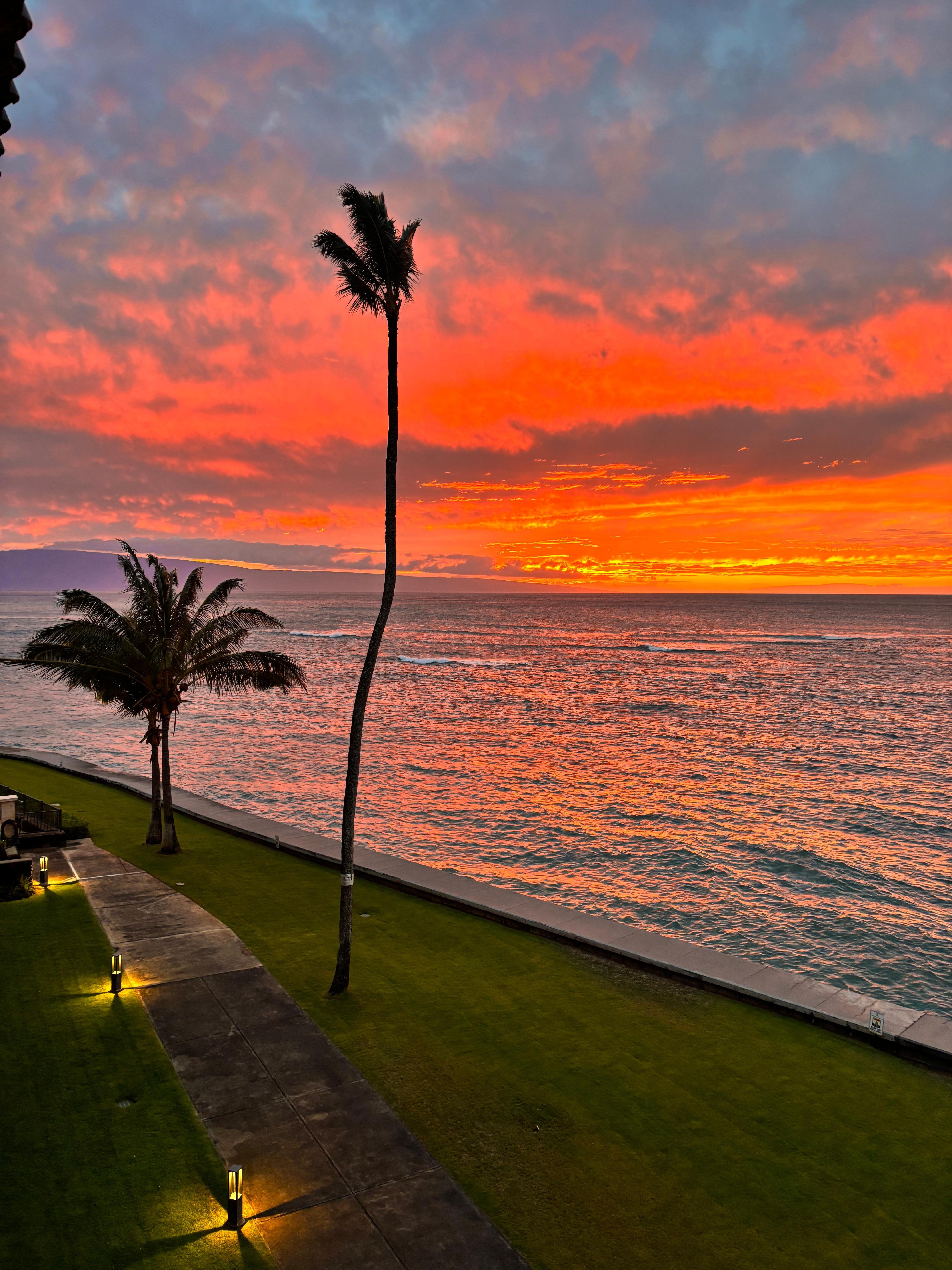 Our last sunset from the Lanai