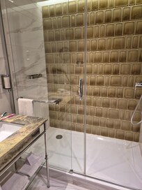 Bathroom fab shower