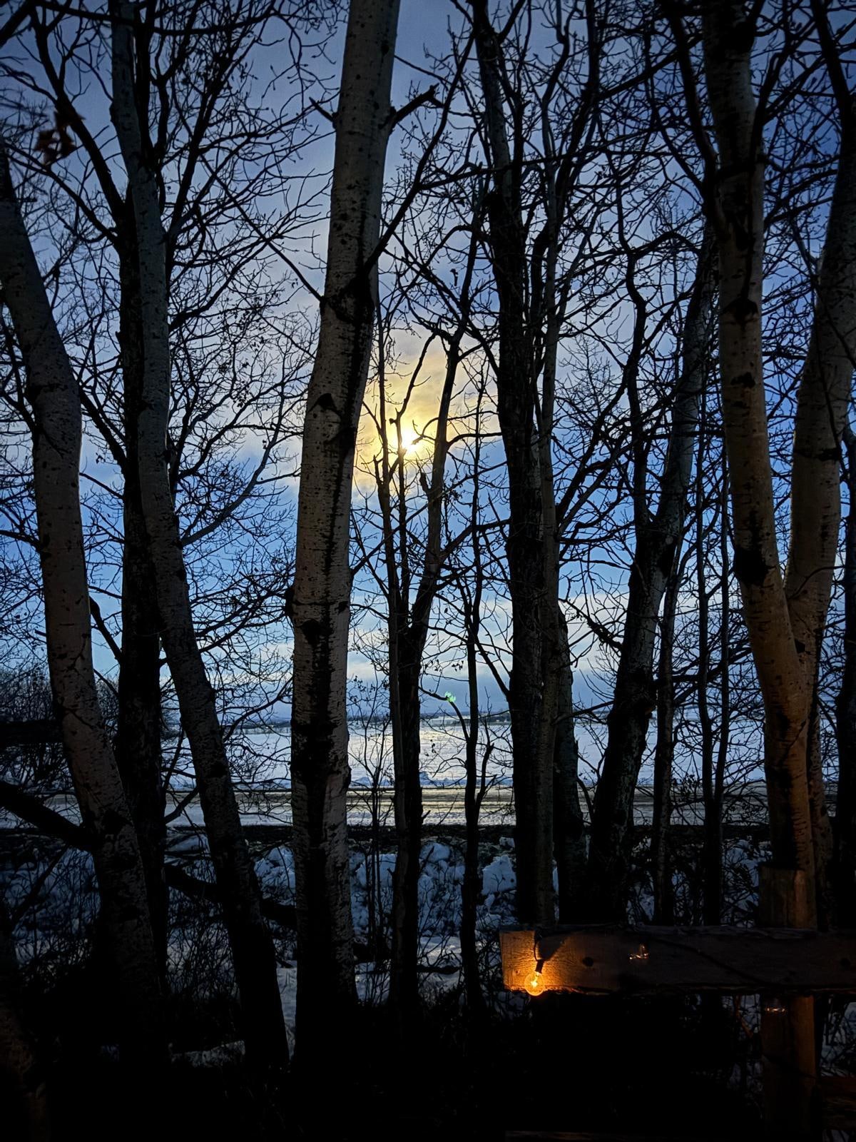 Full moon on perfect night.