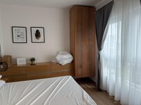 Queen size bed. Comfortable