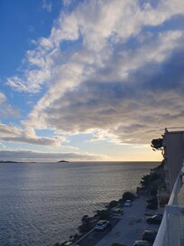 Aussicht vom Balkon: Abendstimmung