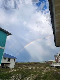 View to the right from the ramp heading down. Great views of the Gulf from anywhere on the deck and ramp.
