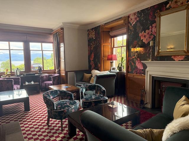 Charming main room