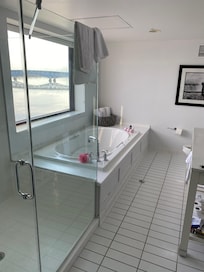 Awesome bathroom