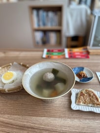 Local delight , mifeng (rice noodle) with meat ball (pork)
