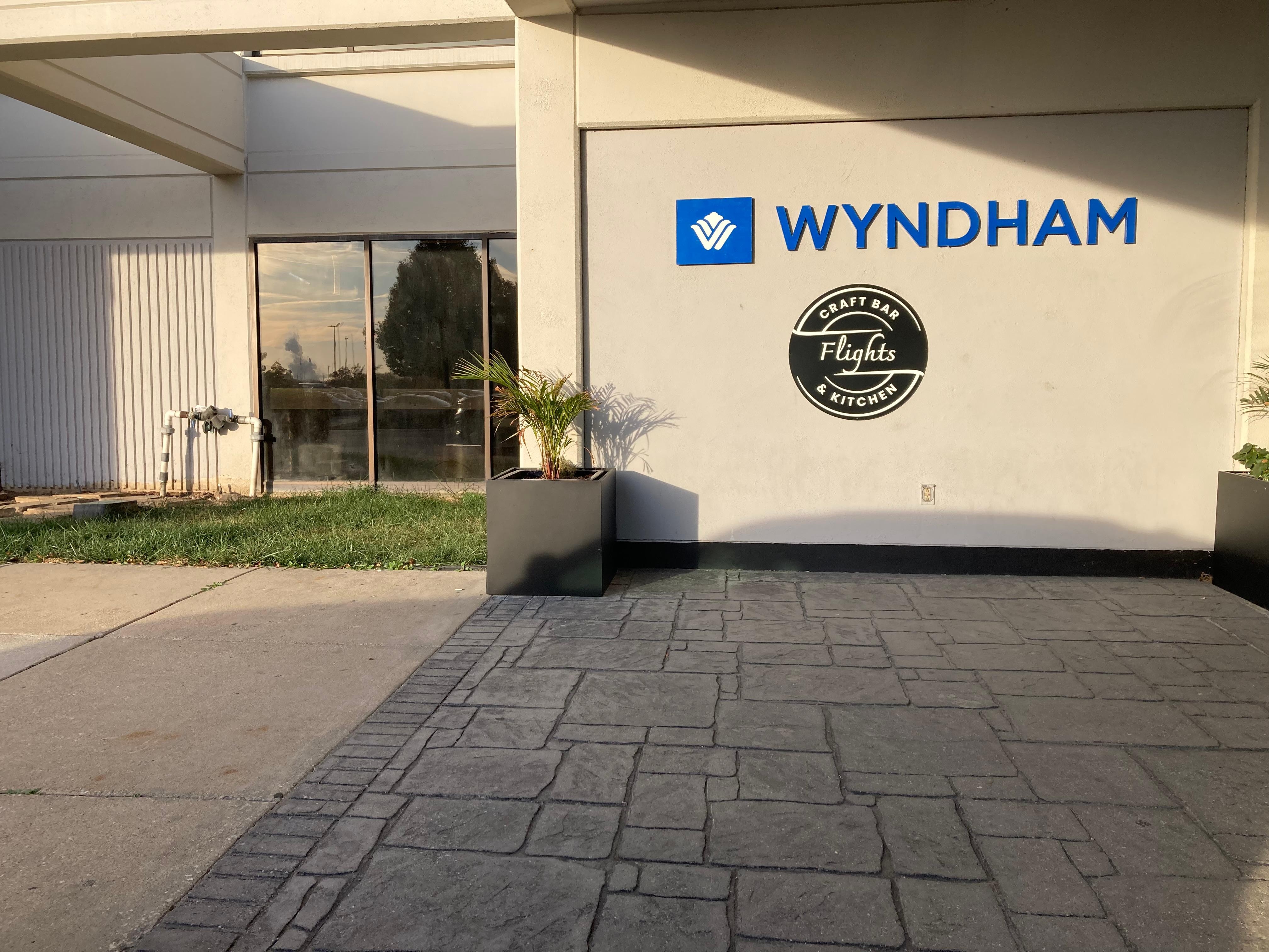 Easy to access, good shuttle service