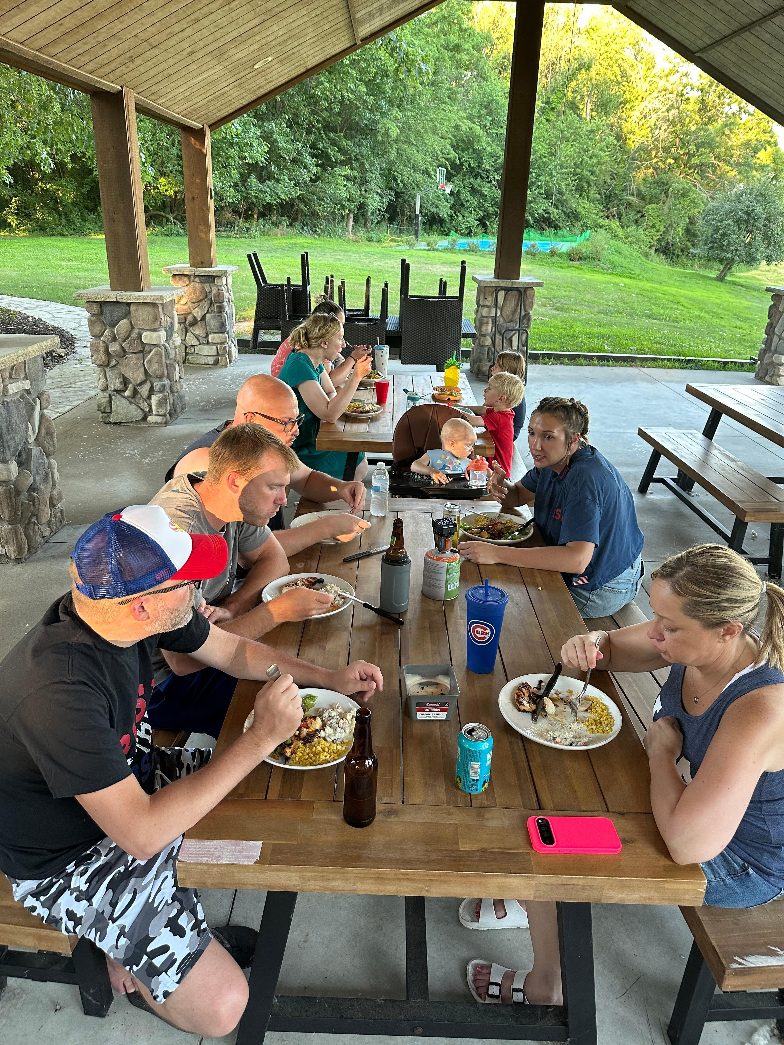 Outdoor eating at its finest.