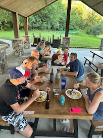 Outdoor eating at its finest.