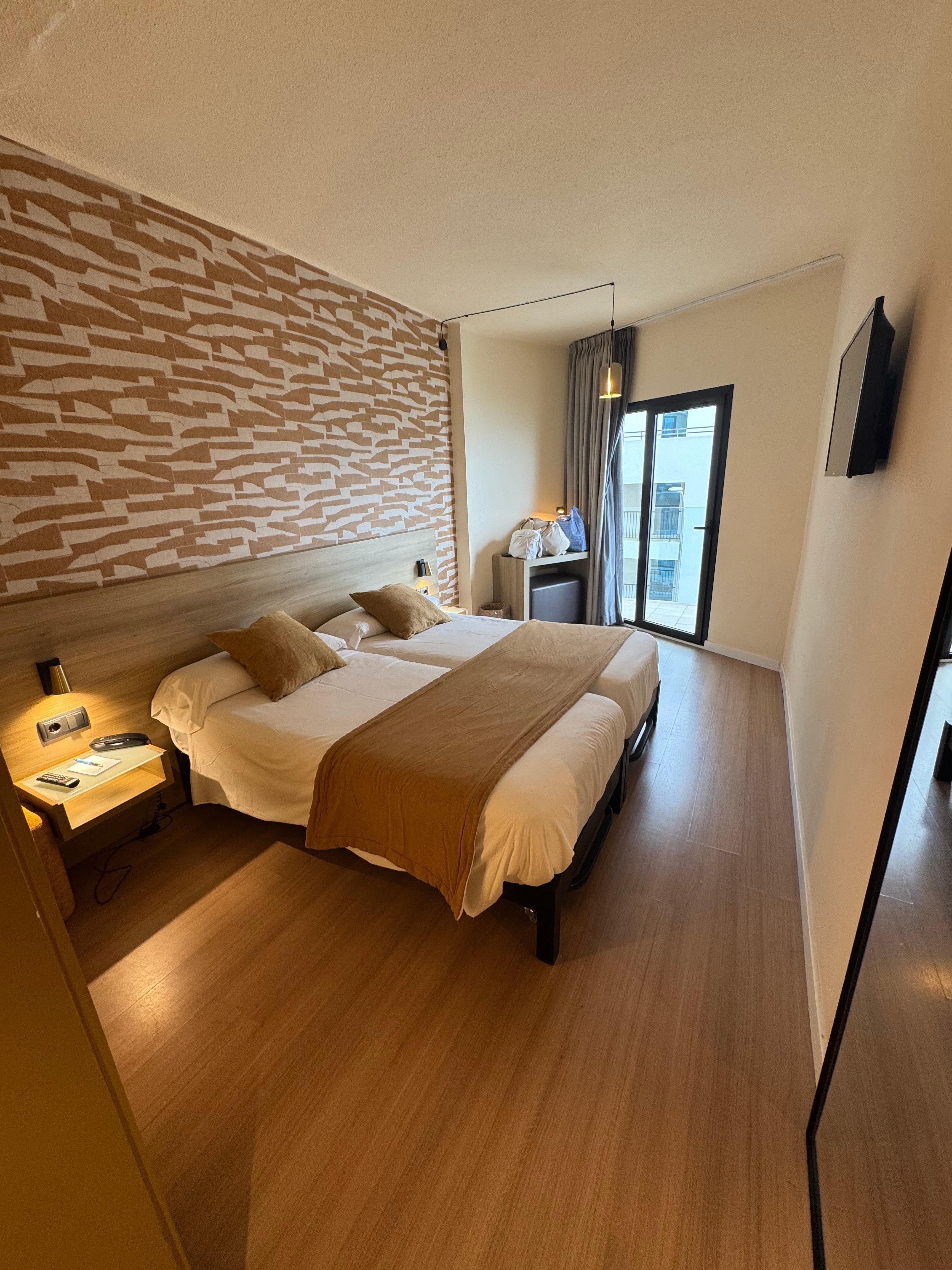 Side sea view room