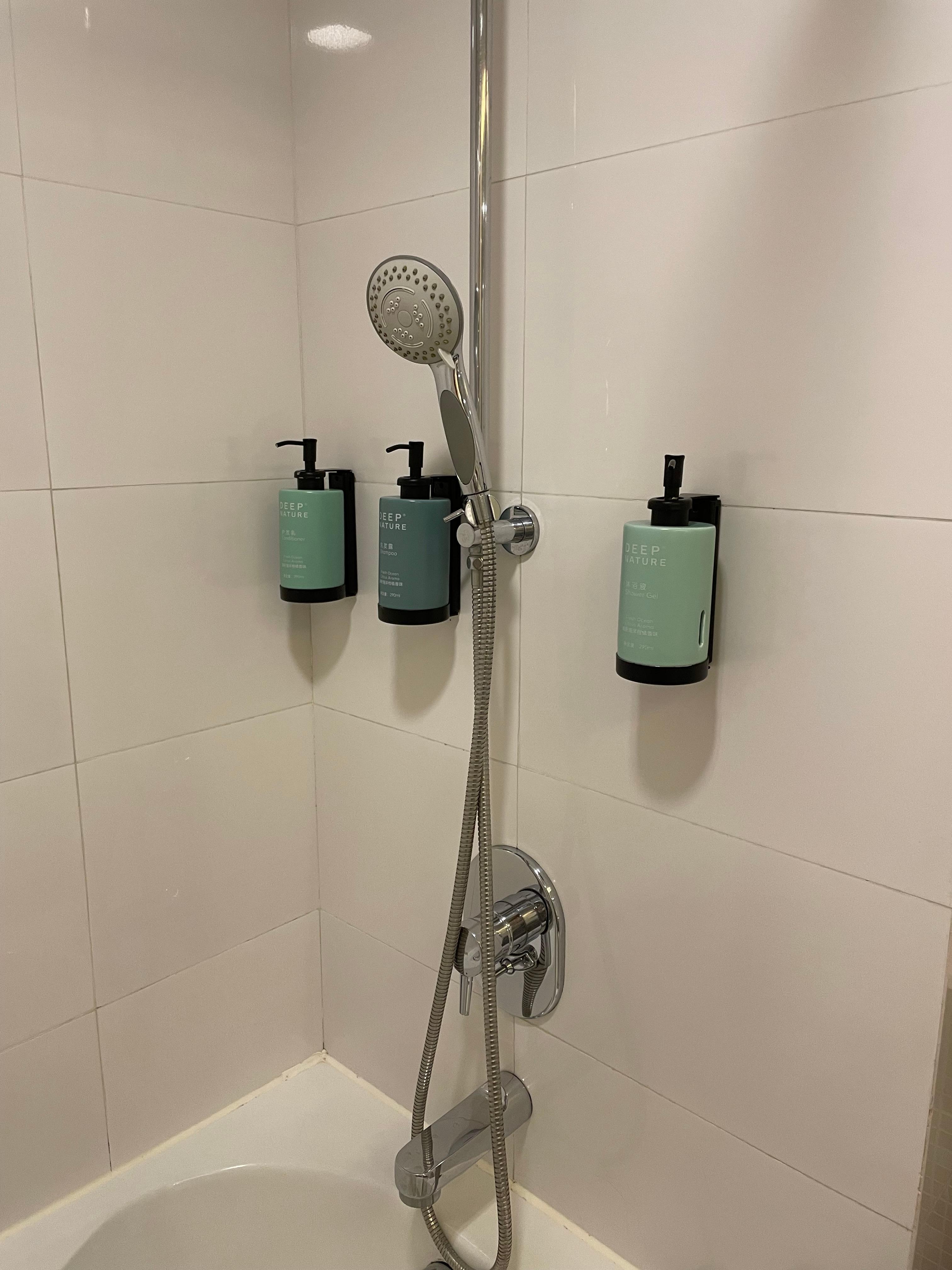 ハンドシャワーで使いやすかった。